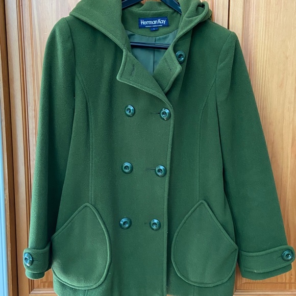 Grass Green Wool Peacoat Ensemble EUT - Picture 16 of 16